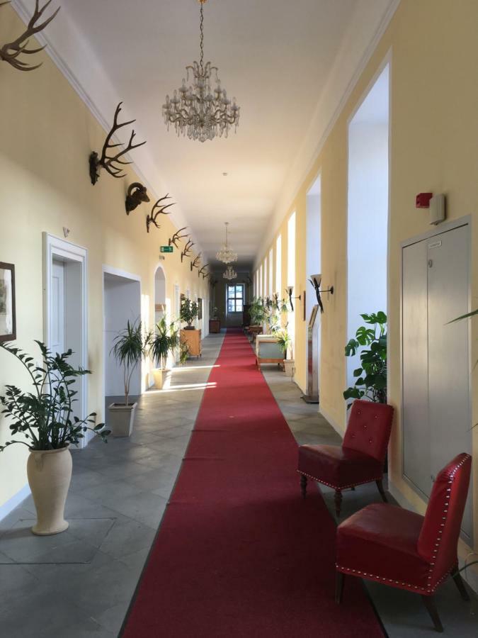 Wohnung Schloss מונדסי מראה חיצוני תמונה